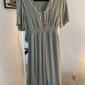 Green maxi dress